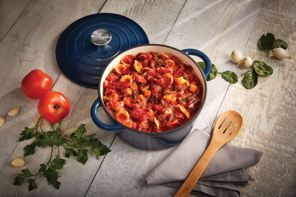 Cast Iron Round Casserole Dish 70152