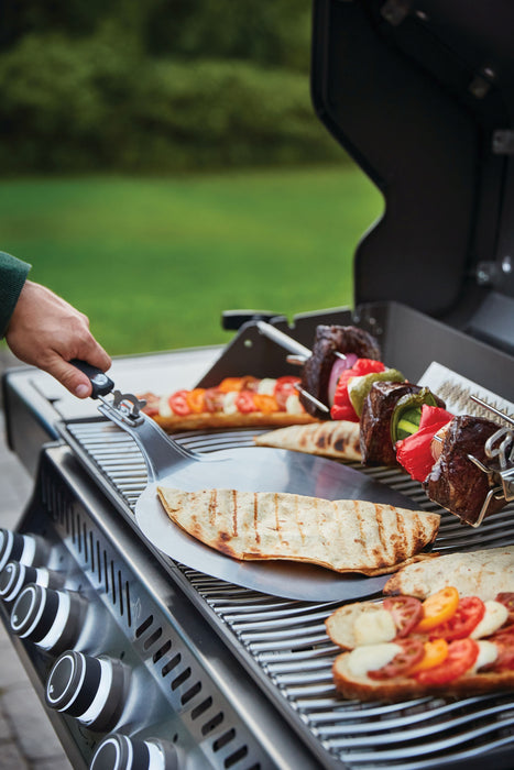 Napoleon Rogue SE 625 Gas Grill w/Infrared and Rear Burner (Stainless Steel) RSE625RSIBSS-1